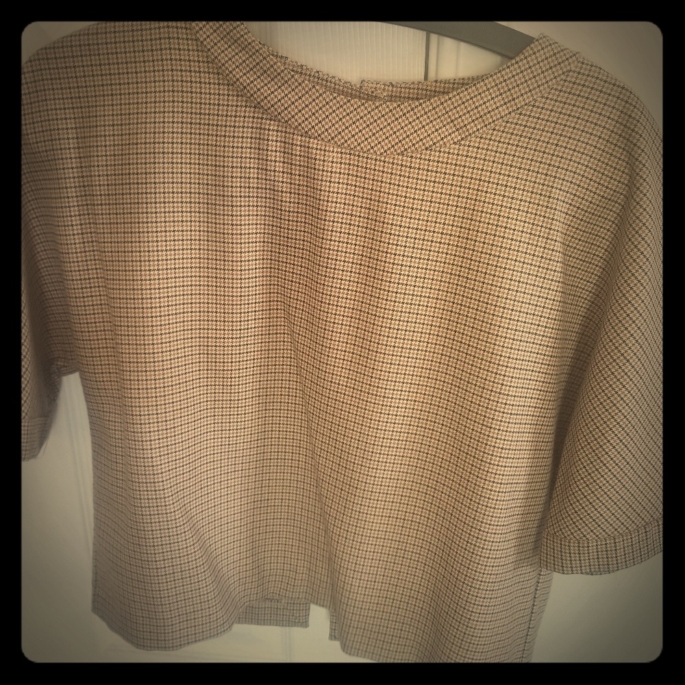 Zara button back crop top